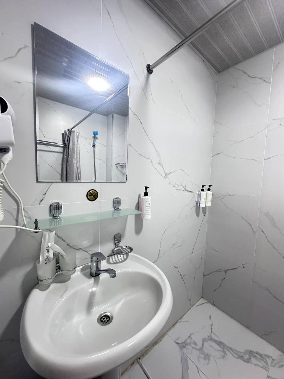 Beshchinor Hotel Ташкент Екстер'єр фото
